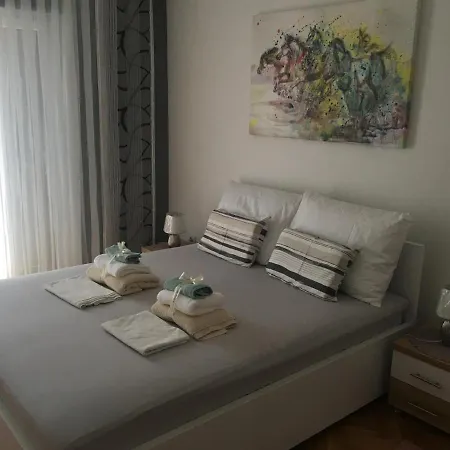 Apartment Sara *