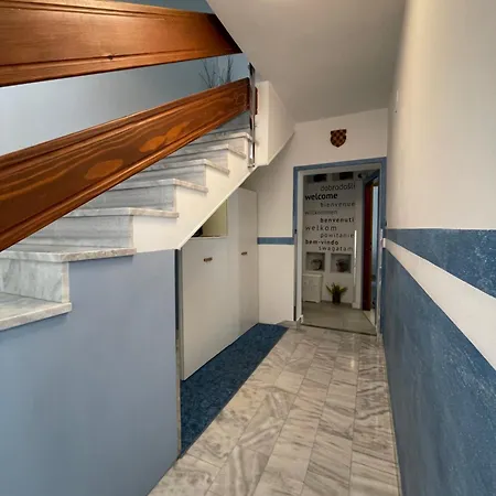 Guest house Apartmens And Madunic V