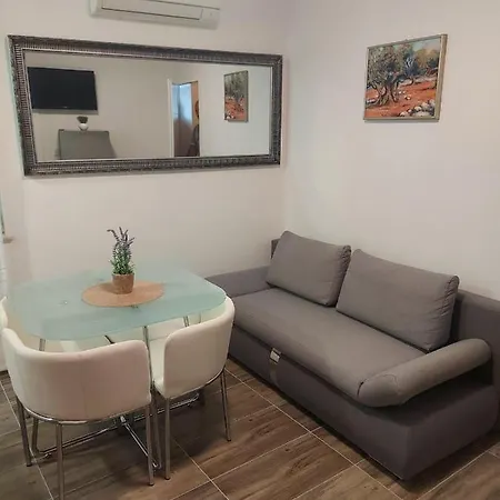 Sara Apartment Slatine